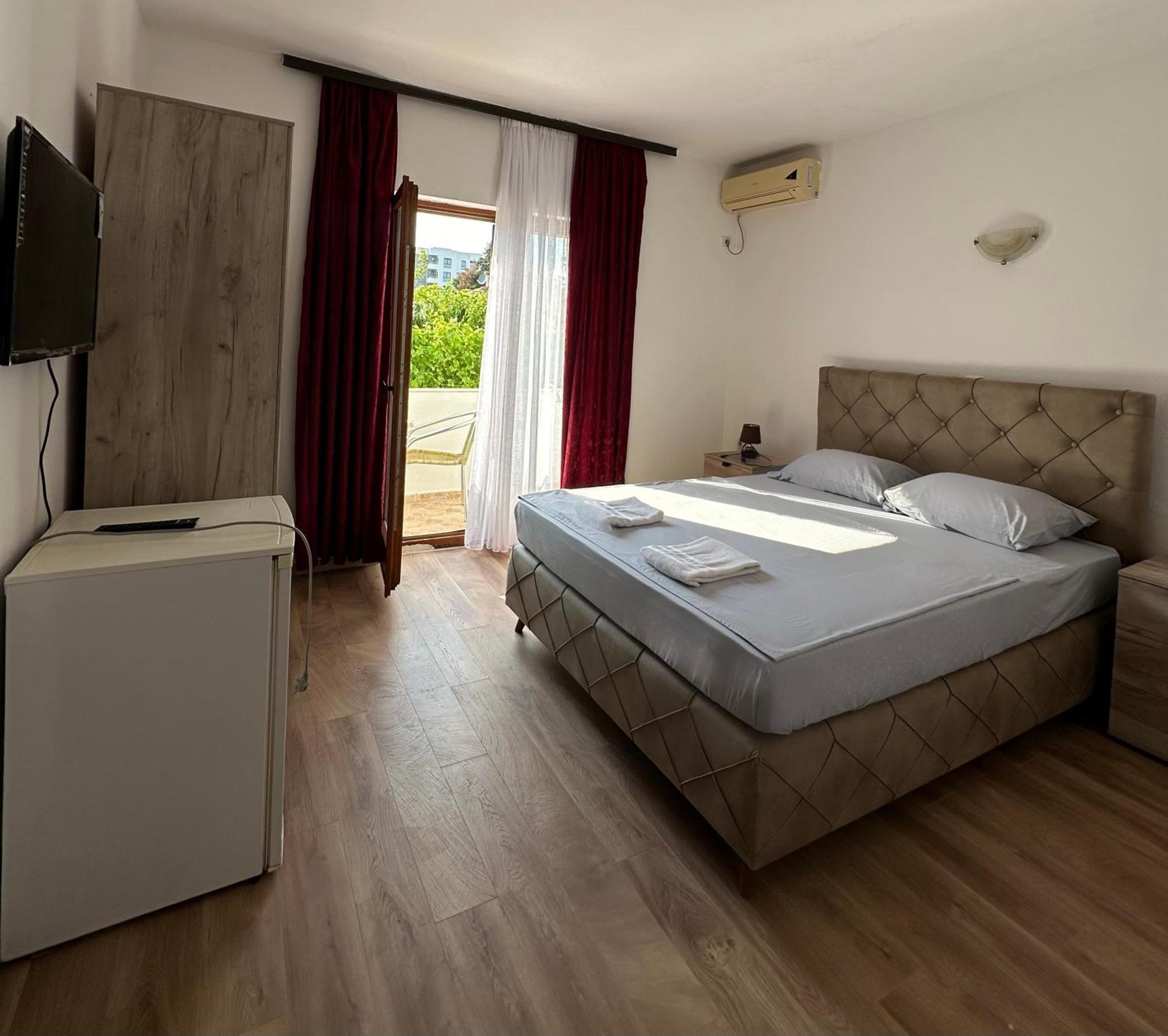 Rooms Ajllin Ulcinj Exteriér fotografie